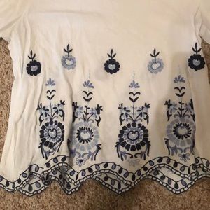 White Aeropostale blouse
